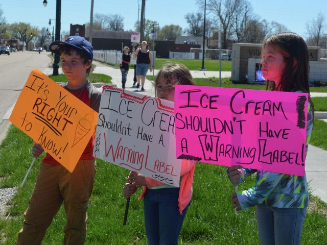 IL: Roxana rally targets Cone Barn